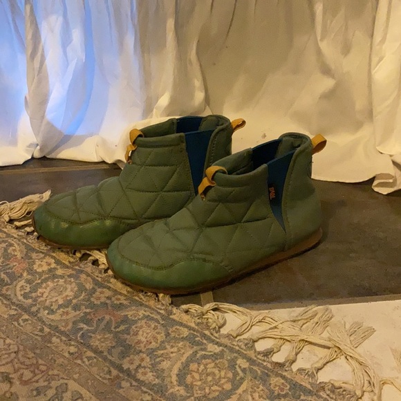 Teva Spruce Ember Mid Slipper Boots Comfort Chukka - Picture 8 of 8